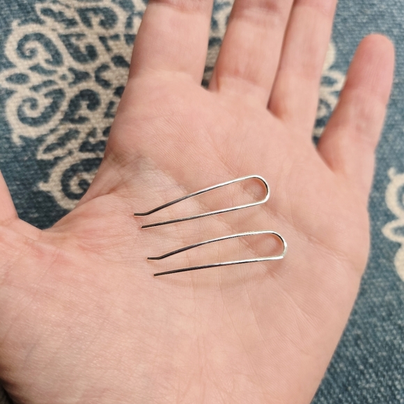 New Pair of Classic Silver Crawler Climber Earrings - Picture 4 of 4